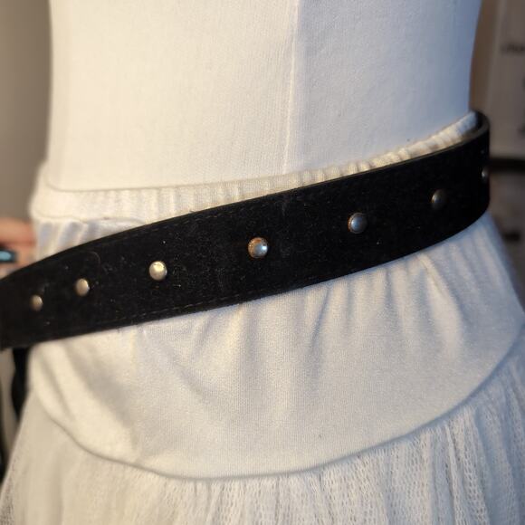Western Faux Suede Belt - Picture 5 of 8